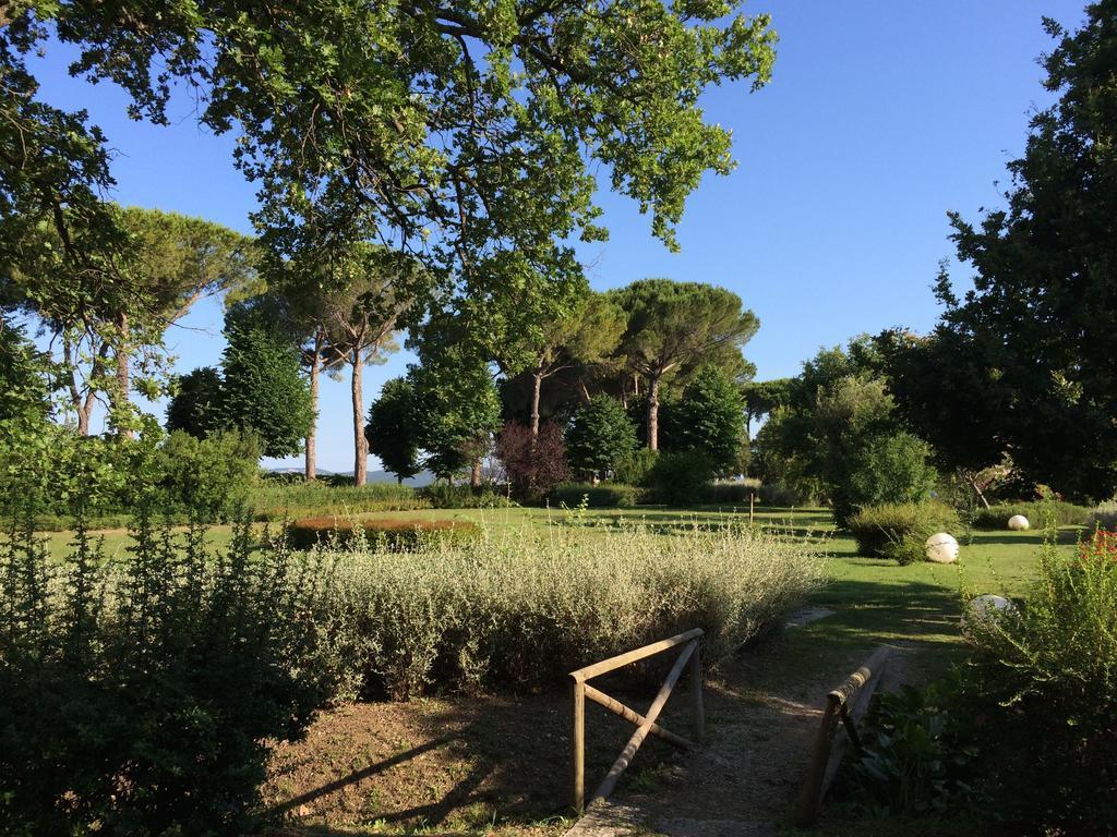 Villa Acquaviva Wine Resort Монтемерано Экстерьер фото