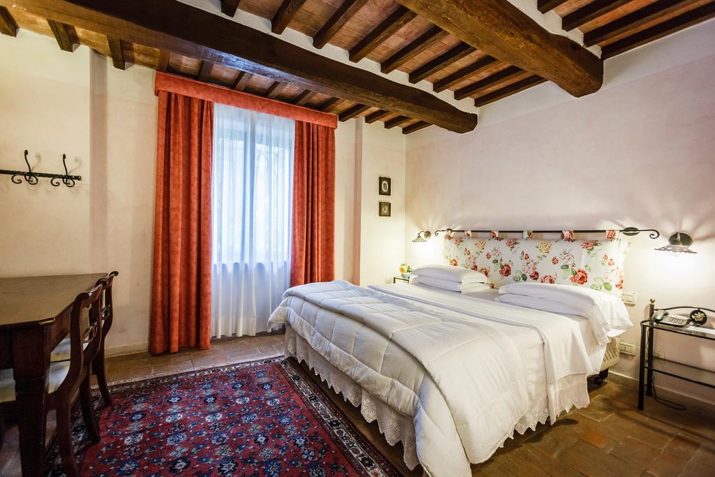 Villa Acquaviva Wine Resort Монтемерано Экстерьер фото