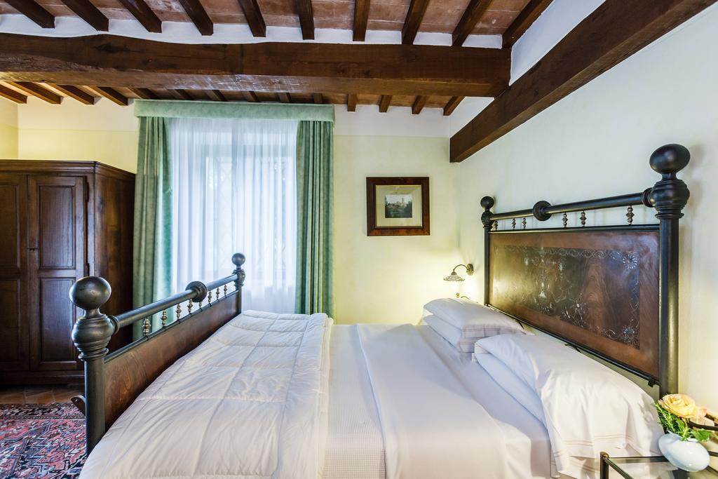 Villa Acquaviva Wine Resort Монтемерано Экстерьер фото