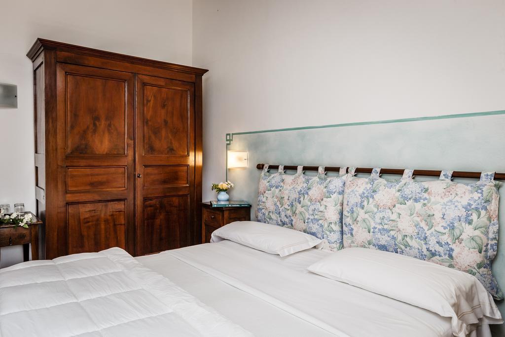 Villa Acquaviva Wine Resort Монтемерано Экстерьер фото