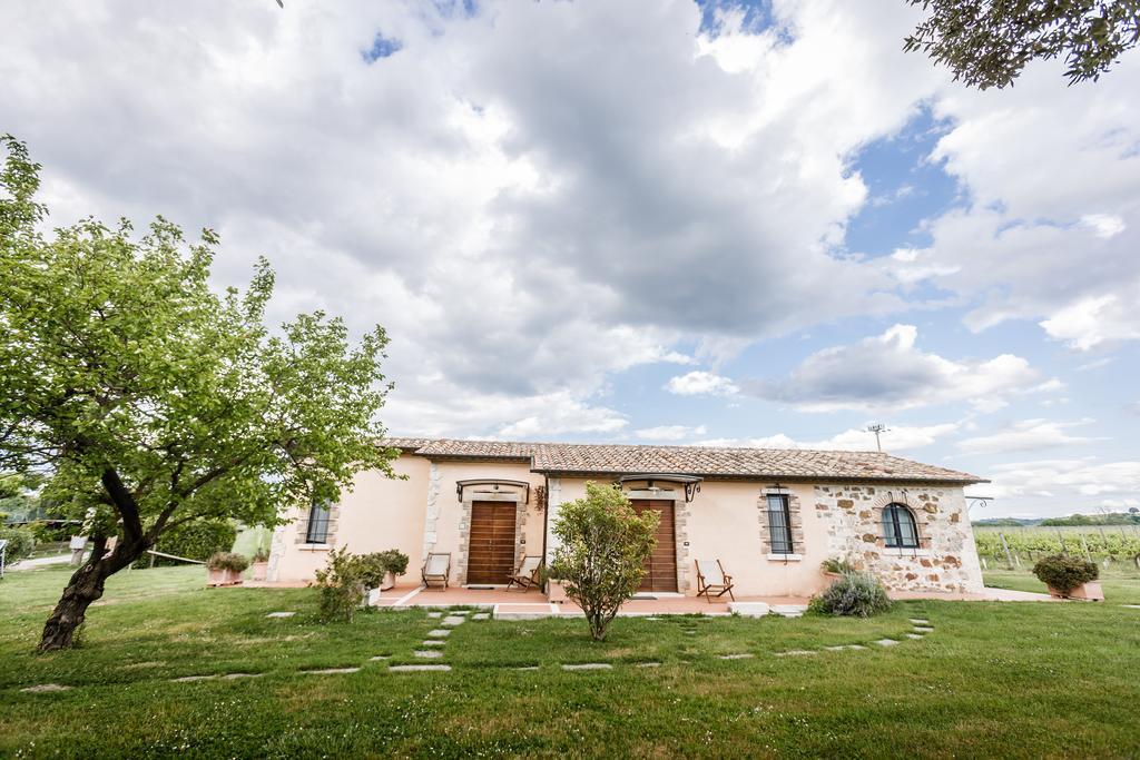 Villa Acquaviva Wine Resort Монтемерано Экстерьер фото