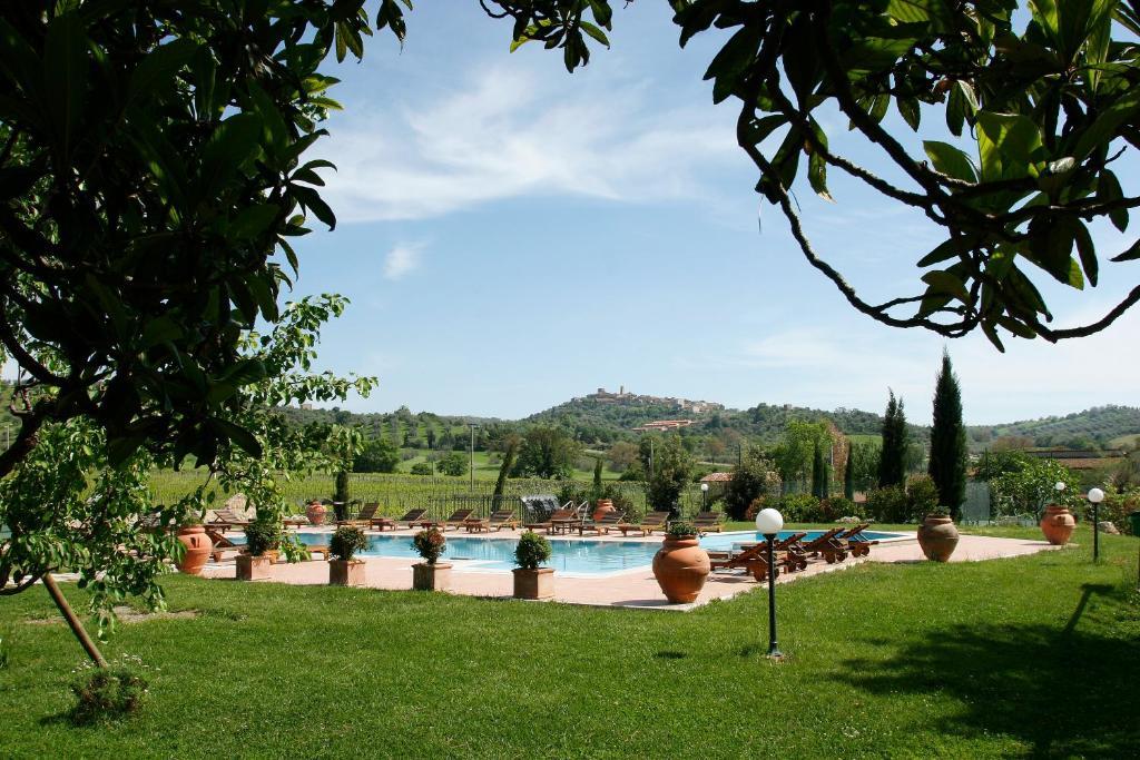 Villa Acquaviva Wine Resort Монтемерано Экстерьер фото
